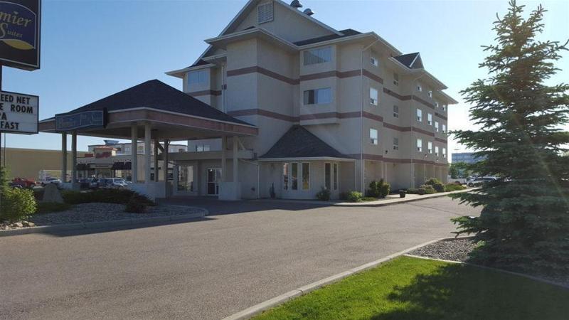 Surestay Plus Hotel By Best Western Lethbridge Exterior foto